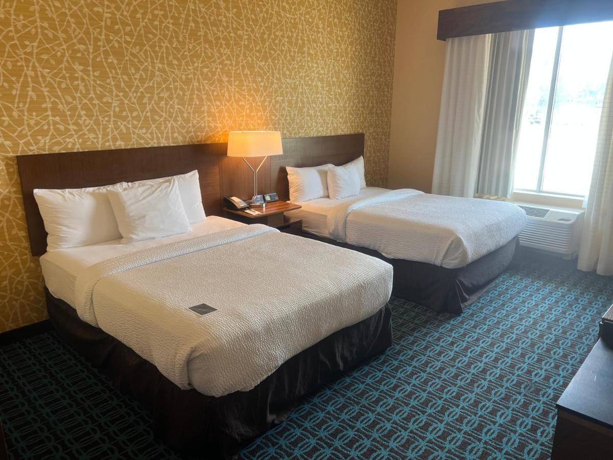 Fairfield Inn & Suites By Marriott Austin Buda Bagian luar foto