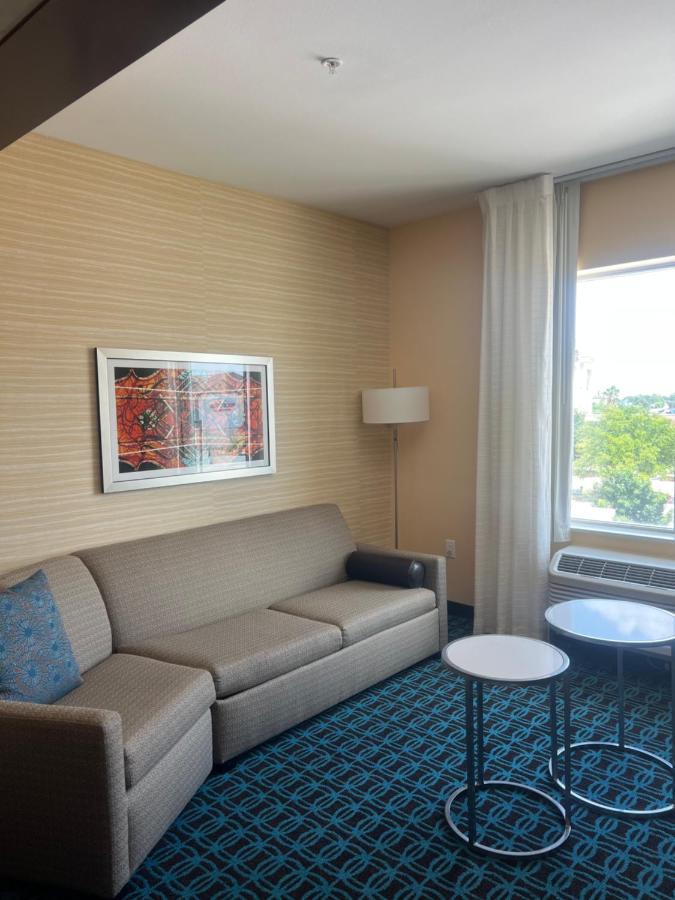 Fairfield Inn & Suites By Marriott Austin Buda Bagian luar foto